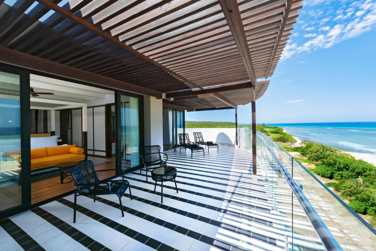 Hotel Ocean Eden Bay (Adults Only) Spring Rises Exteriér fotografie The view from a suite at the Grand at Moon Palace
